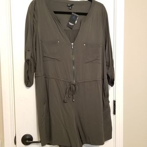 Olive green shorts romper, torrid size 0, L, 12